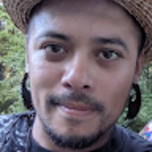 Meet your Posher, Jonathan